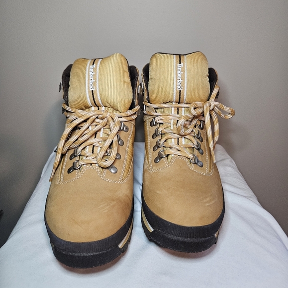 Timberland Wheat Lace-Up Boots - Picture 1 of 6